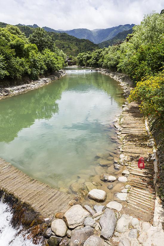 天娱数科(002354.SZ)：目前公司已在申请苹果Vision Pro开发套件